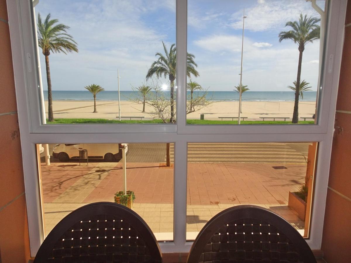 Capri Gandia Primera Linea - Alquiler Solo Familias Playa de Gandia Εξωτερικό φωτογραφία